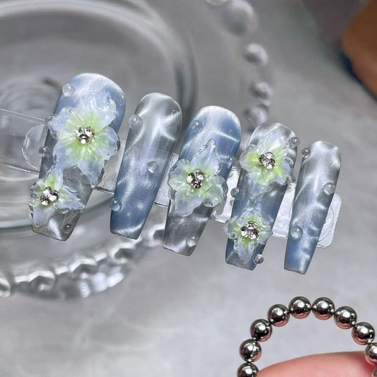 10Pcs Round Cat Eye Magnet Beads for Nails – Strong Magnetic Beads for Cat Eye Gel Polish, Water Ripple Nail Art Tool Set